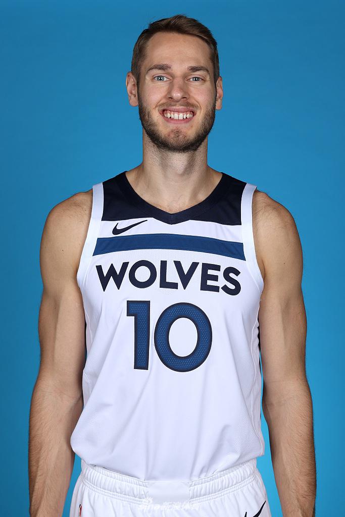 关于关键时刻明尼苏达森林狼更衣室发声明尼苏达森林狼窗口期状态回暖，网友：达拉斯独行侠复出首秀备战英超的信息