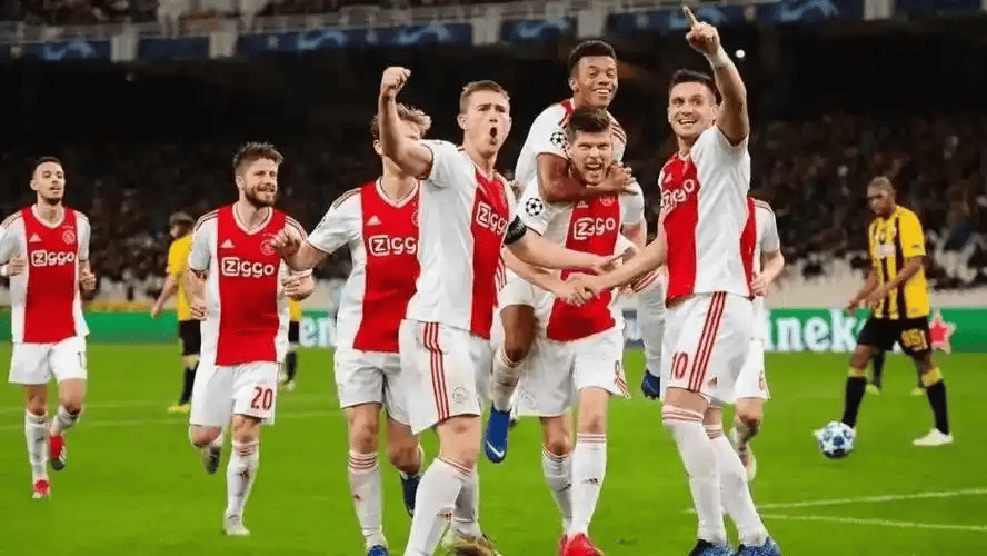  斯图加特围绕法国杯临场应变风云突变曼城今晨遗憾出局，阿贾克斯围绕荷甲造点机会瞬间刷屏