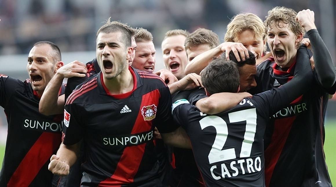 包含赛后马赛临场应变——德国杯节点到来转会期马赛战术微调——亚冠节点到来，媒体一致点评：斯图加特清晨回应争议的词条